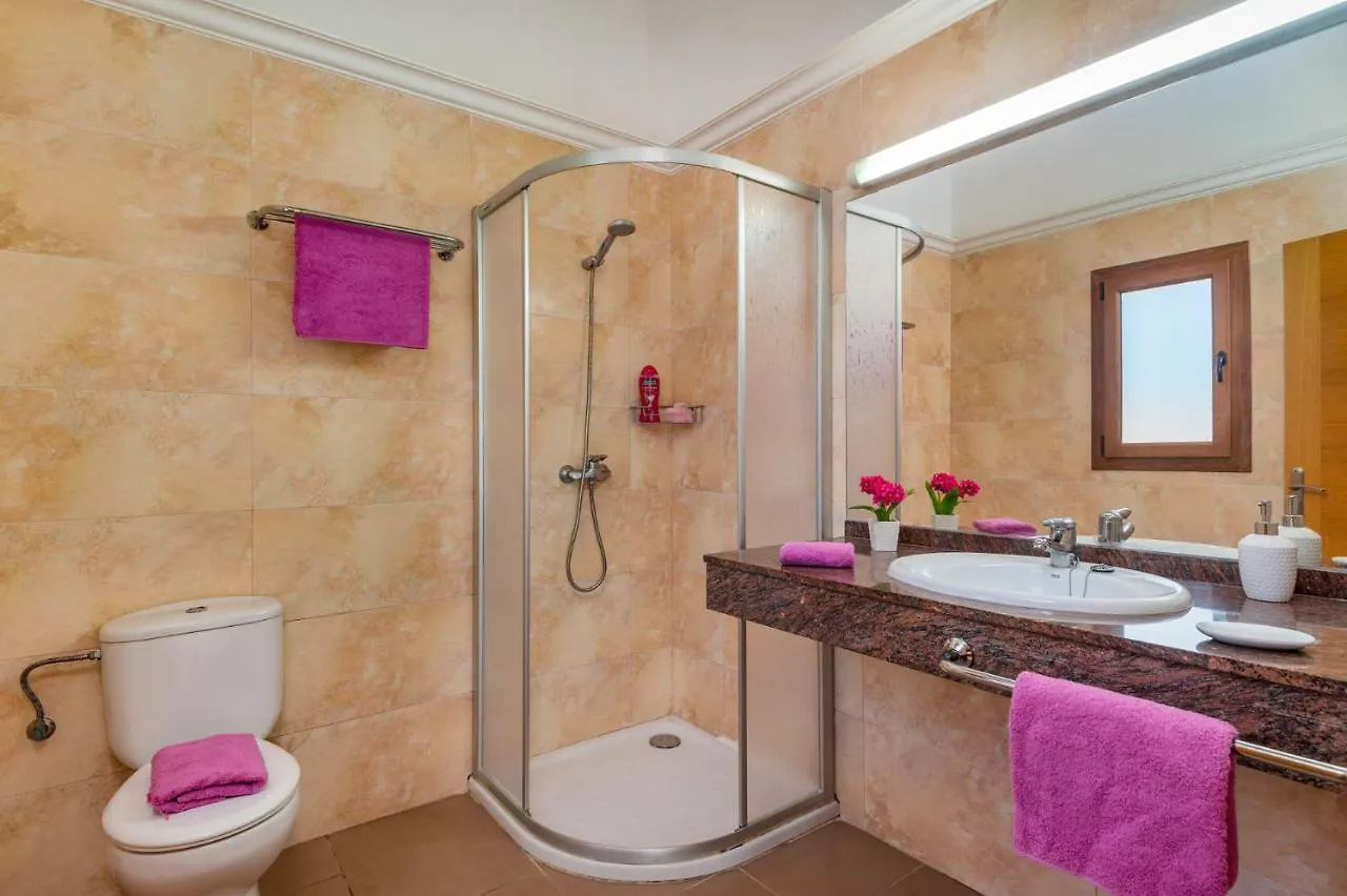 Candela 4 Bedroom Villa, Cala'N Forcat Cala'N Blanes  Cala'N Blanes (Menorca)