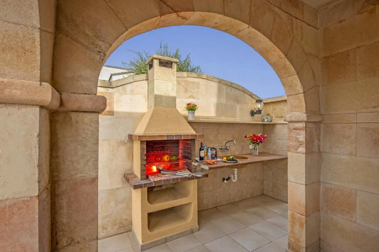 Candela 4 Bedroom Villa, Cala'N Forcat Cala'N Blanes