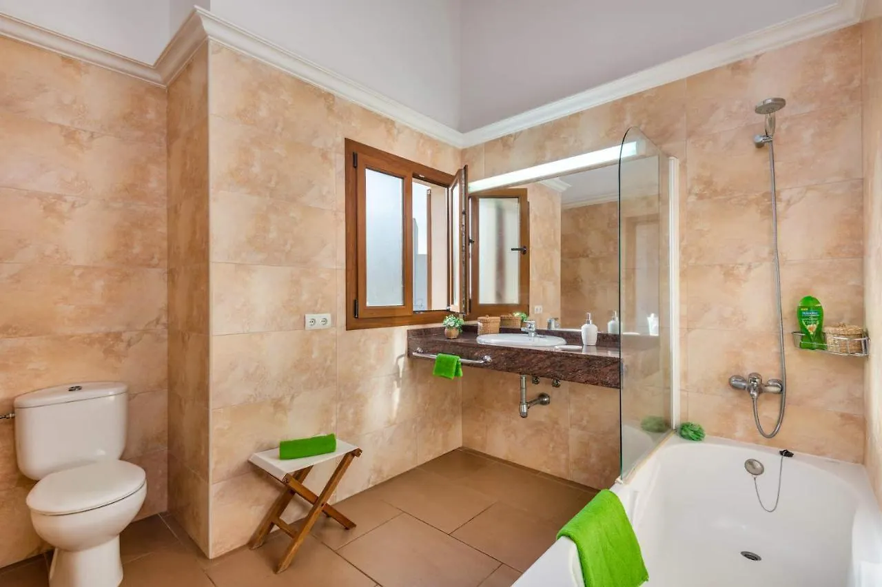 Villa Candela 4 Bedroom Villa, Cala'N Forcat Cala'N Blanes  Espagne